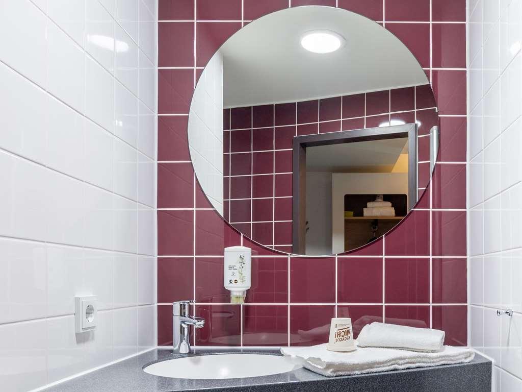 B&B Hotel Stuttgart-Bad Cannstatt חדר תמונה