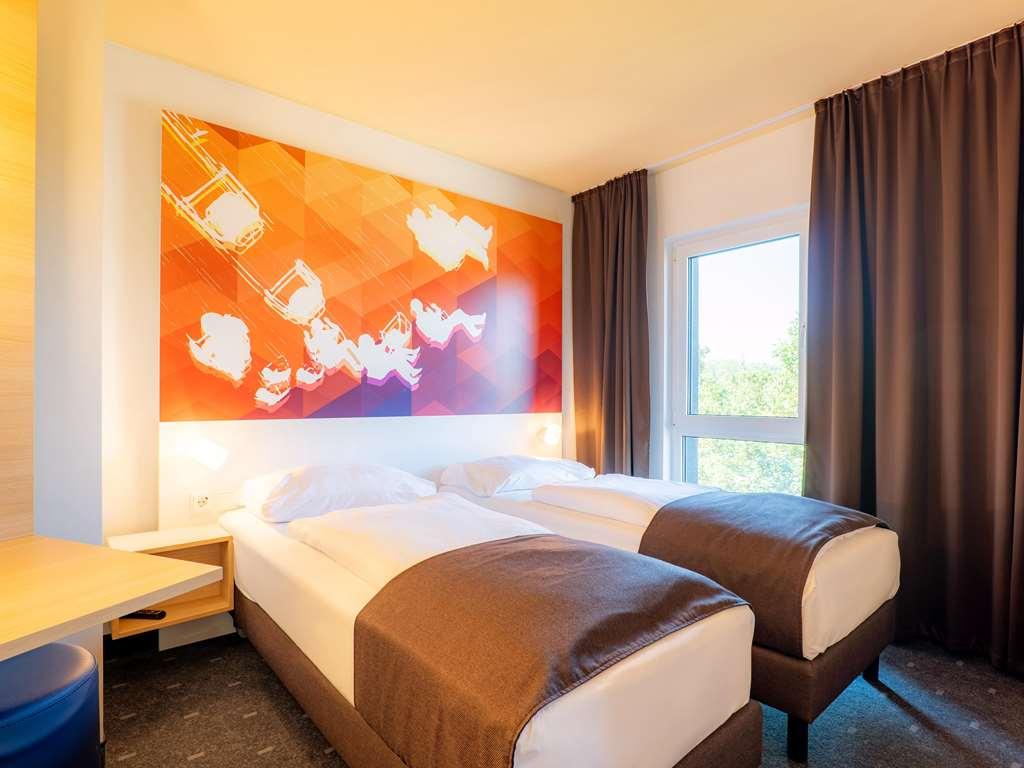B&B Hotel Stuttgart-Bad Cannstatt חדר תמונה